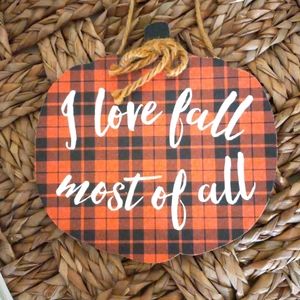 Fall decor. Hanging plaque.